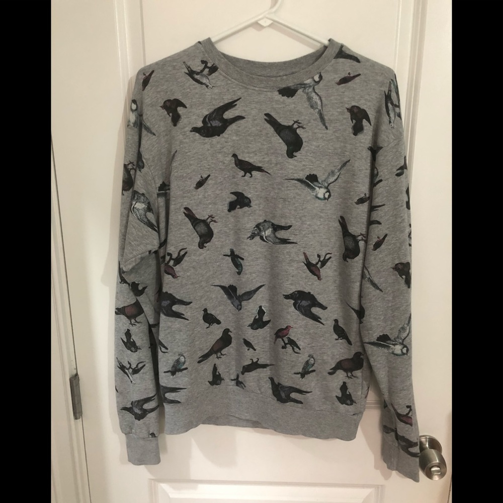 Bird patterned sweatshirt small